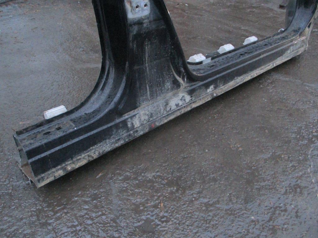 Порог со стойкой правый, 9000 рублей, Пермь