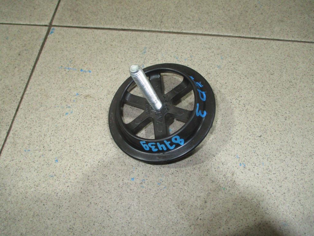 Болт крепления запасного колеса, 500 рублей, Пермь