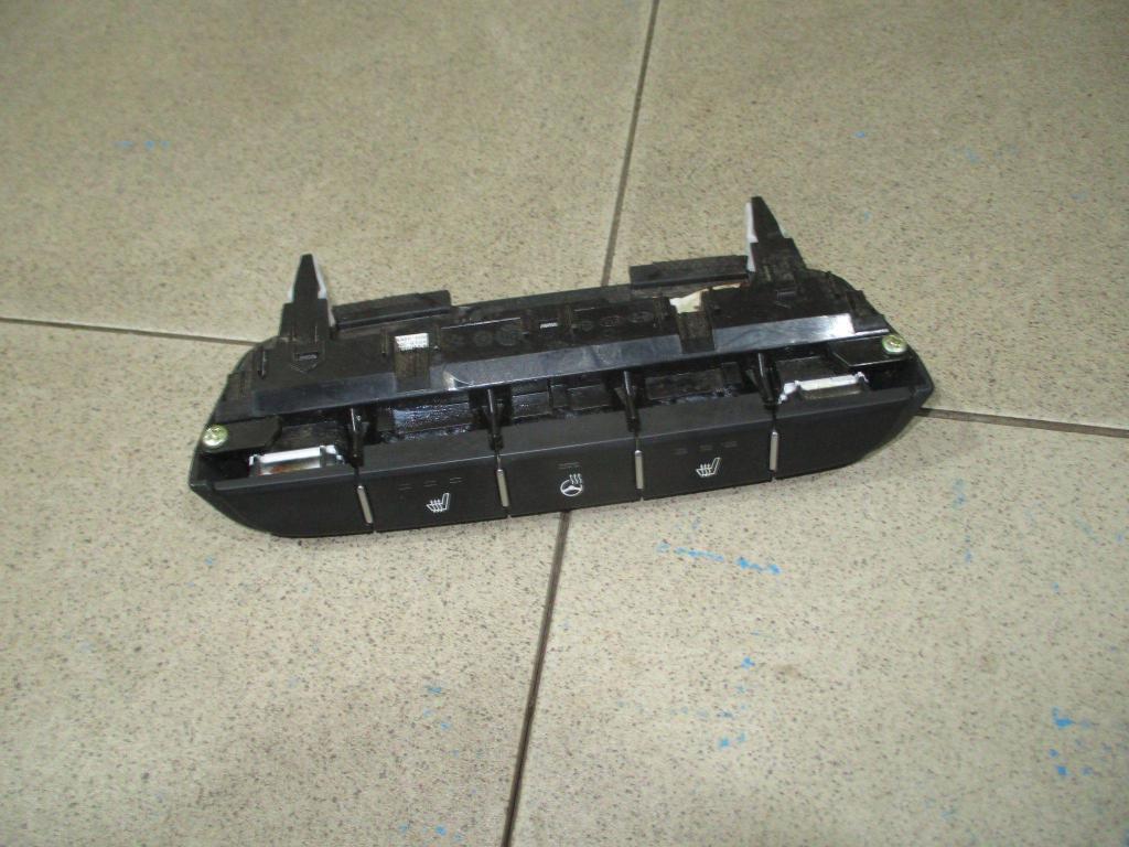 Блок кнопок, 2000 рублей, Пермь