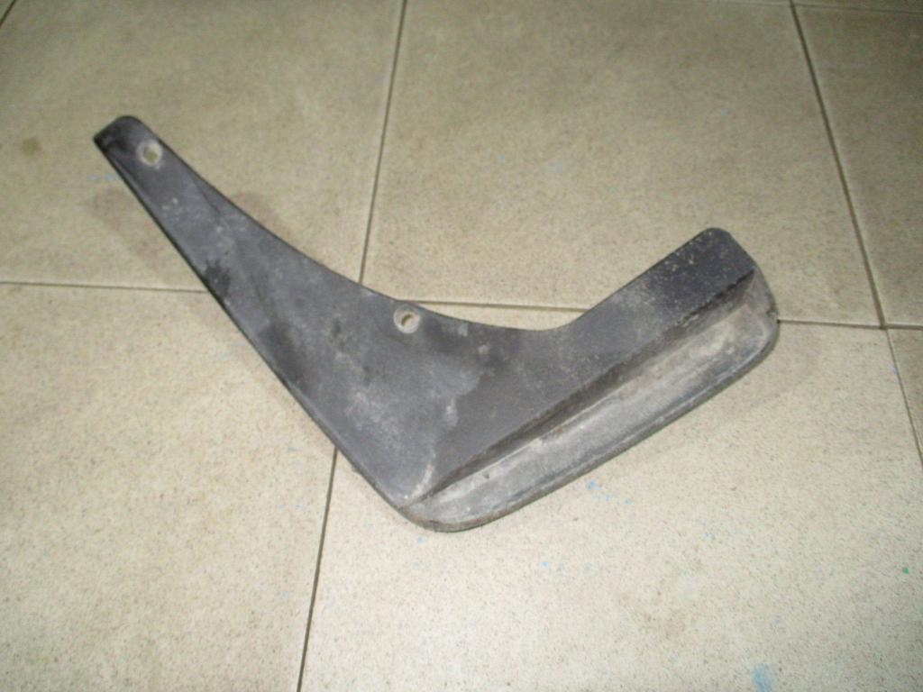 Брызговик задний правый, 1000 рублей, Пермь