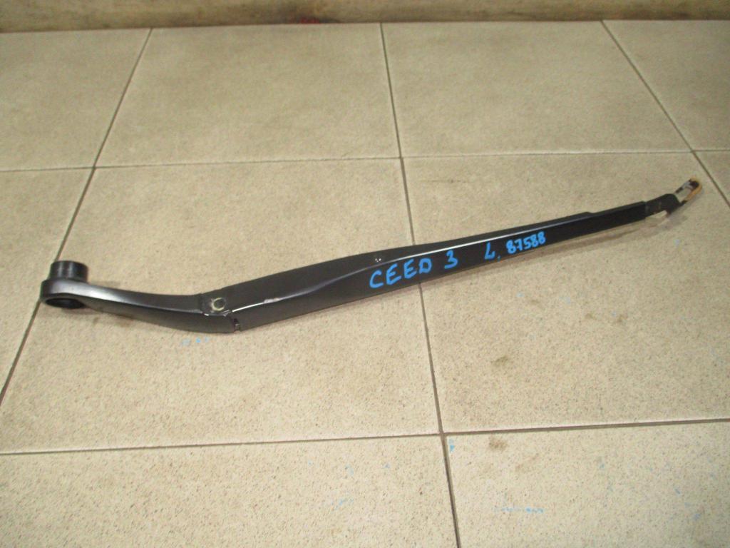 Поводок стеклоочистителя передний левый, 2500 рублей, Пермь