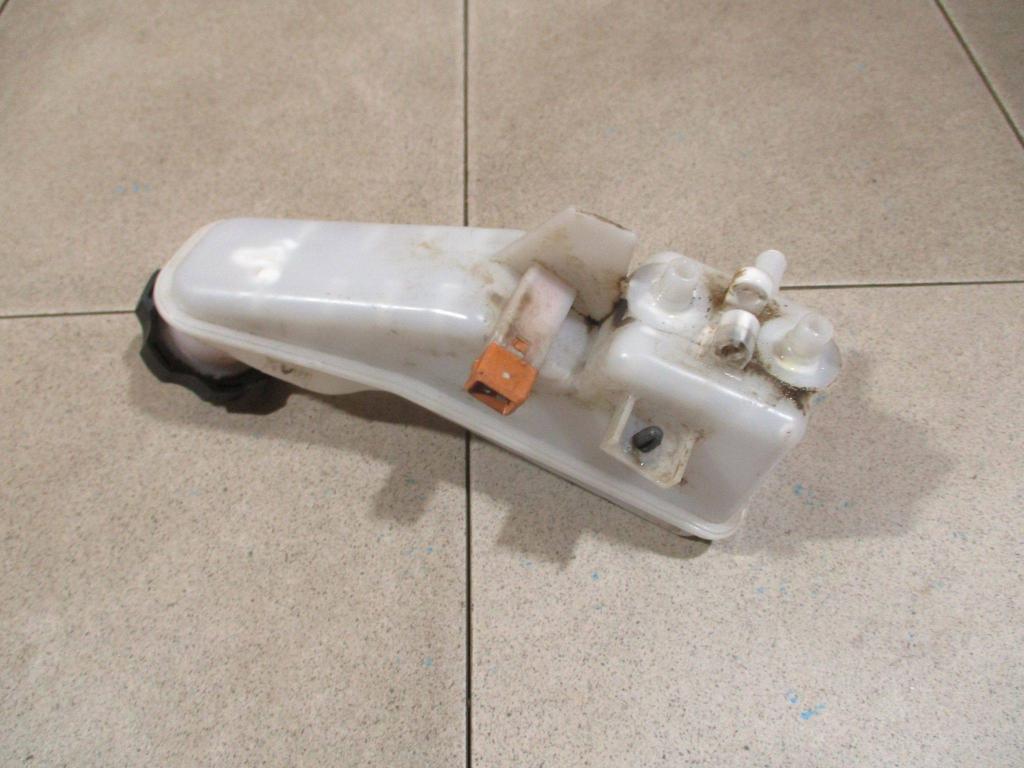 Бачок главного тормозного цилиндра, 2000 рублей, Пермь