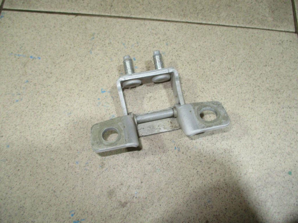 Петля двери багажника, 500 рублей, Пермь