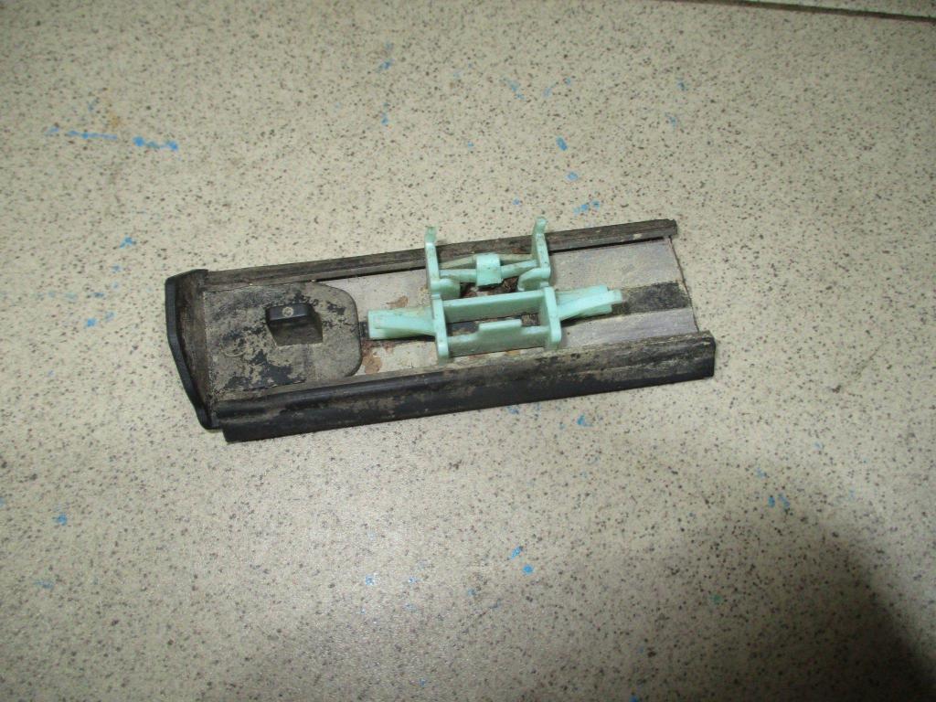 Молдинг крыши правый, 1000 рублей, Пермь