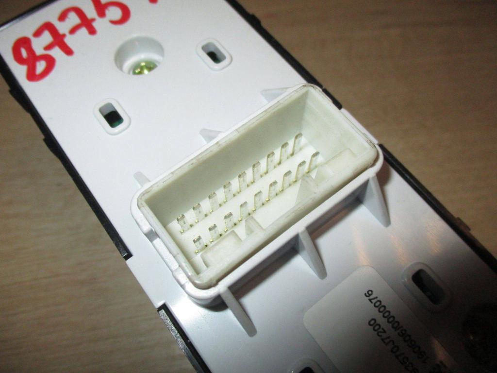 Блок управления стеклоподъемниками, 5000 рублей, Пермь