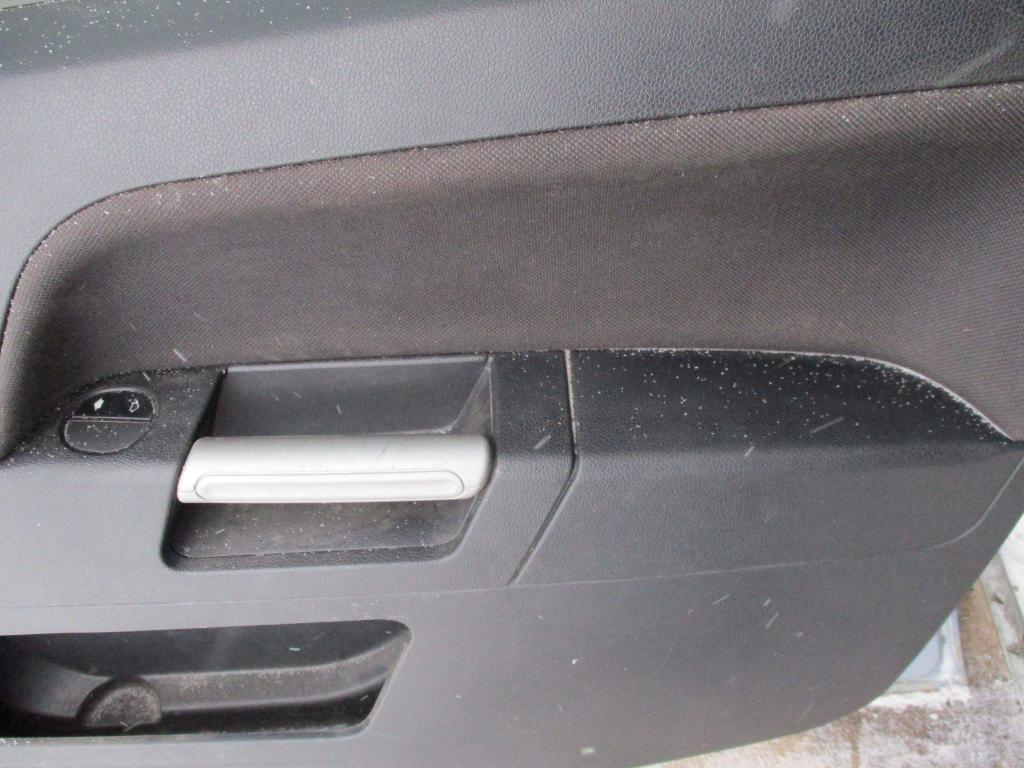 Обшивка двери передней правой, 1000 рублей, Пермь