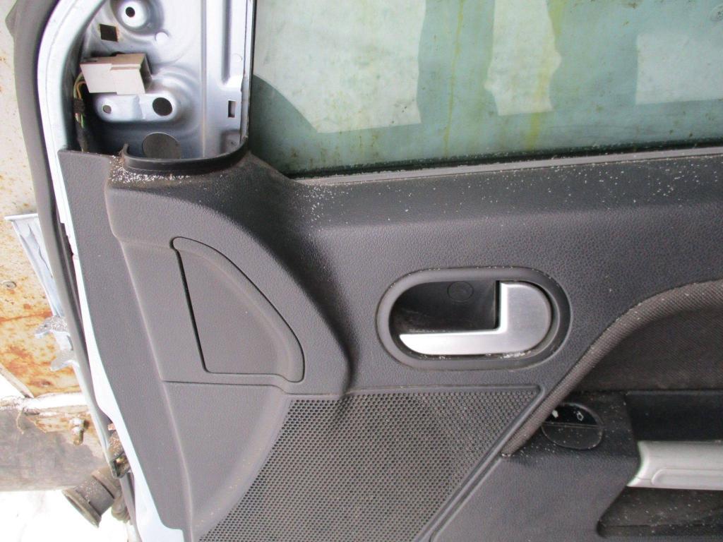 Обшивка двери передней правой, 1000 рублей, Пермь