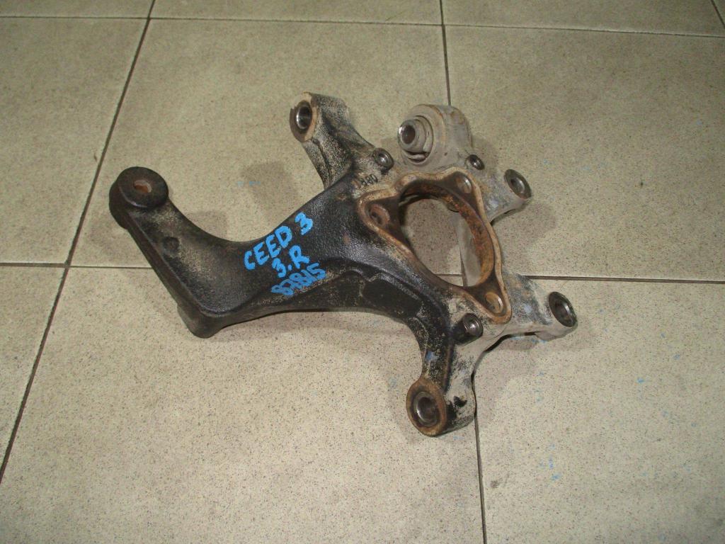 Кулак поворотный задний правый, 7000 рублей, Пермь