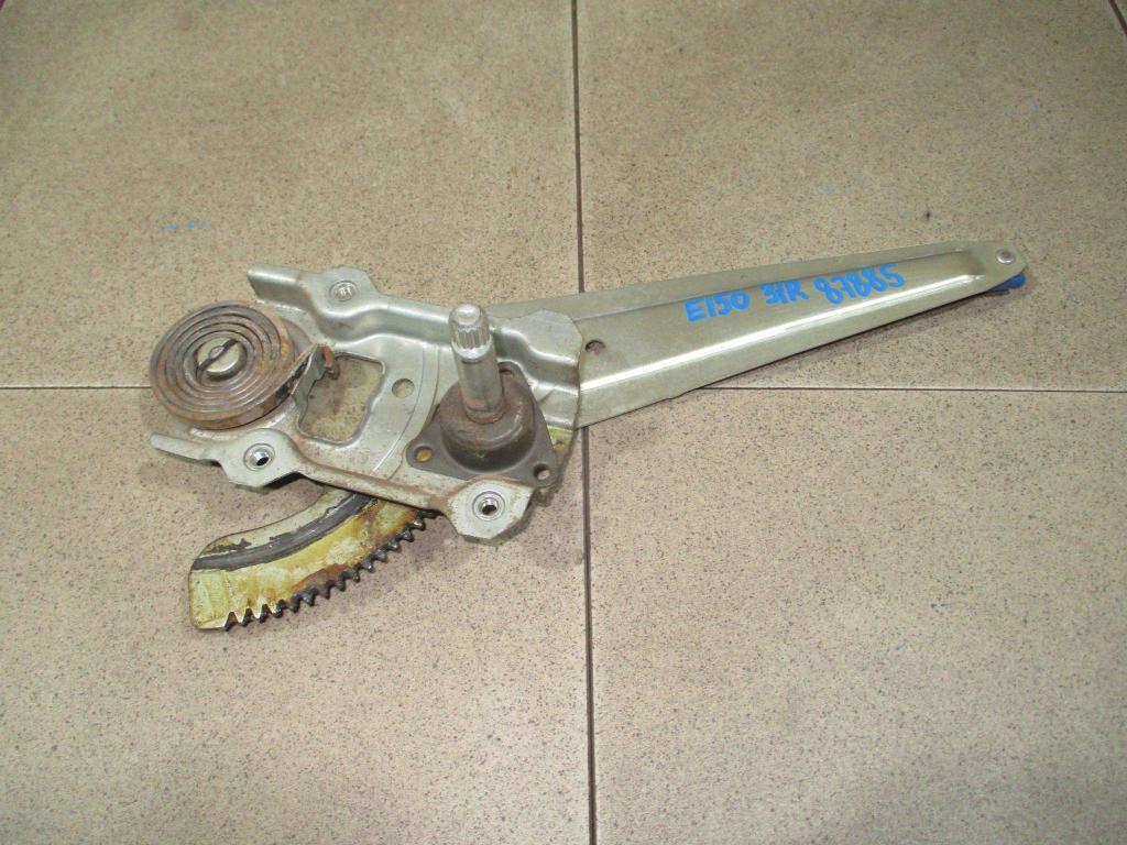 Стеклоподъемник механический задний правый, 550 рублей, Пермь