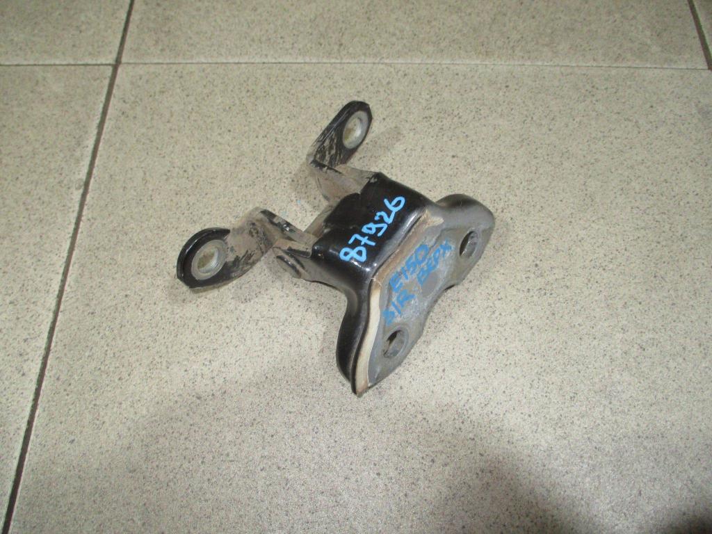 Петля двери задней правой верхняя, 550 рублей, Пермь