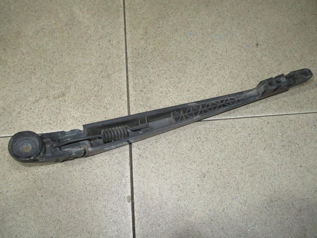 Поводок стеклоочистителя заднего, 800 рублей, Пермь