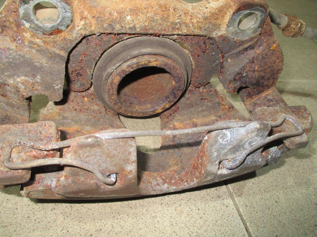 Суппорт передний правый, 1500 рублей, Пермь