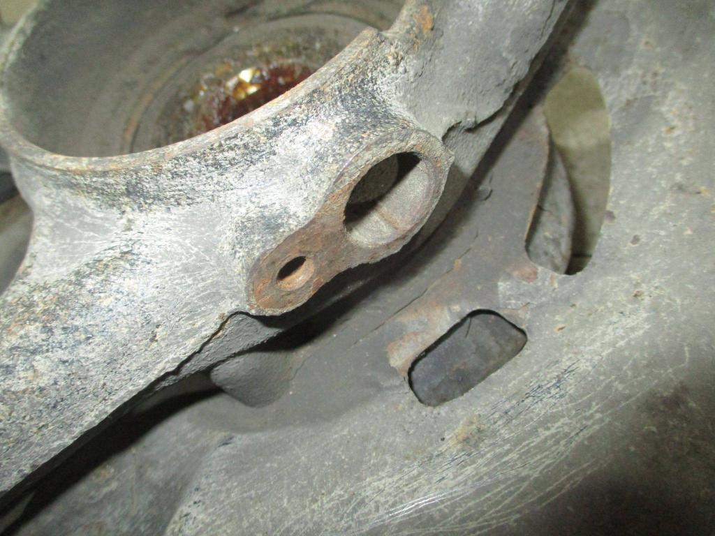 Кулак поворотный передний левый, 3000 рублей, Пермь