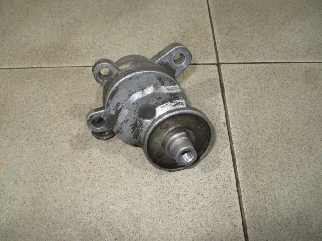 Кронштейн ролика-натяжителя ремня, 2000 рублей, Пермь