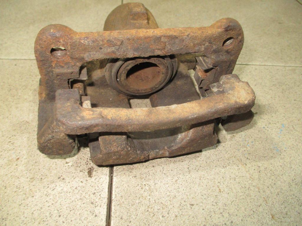 Суппорт задний правый, 2000 рублей, Пермь