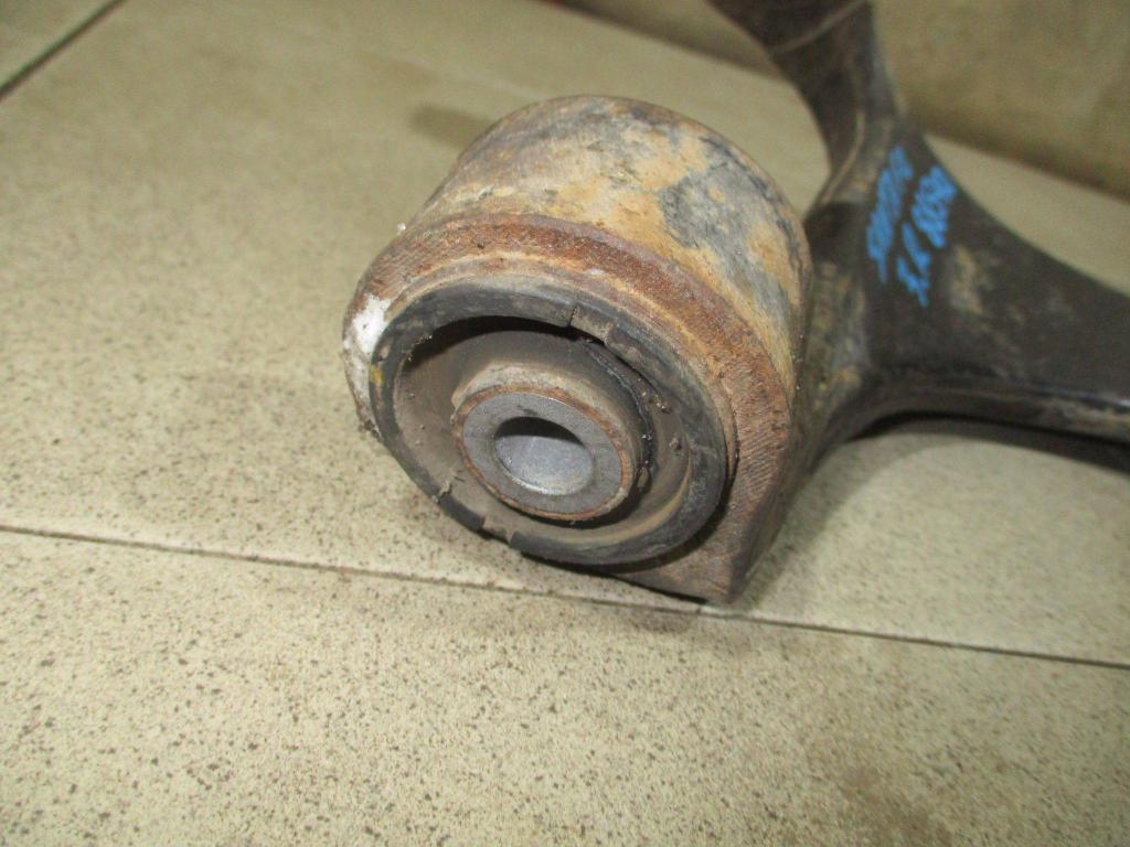 Рычаг задний верхний правый, 1000 рублей, Пермь