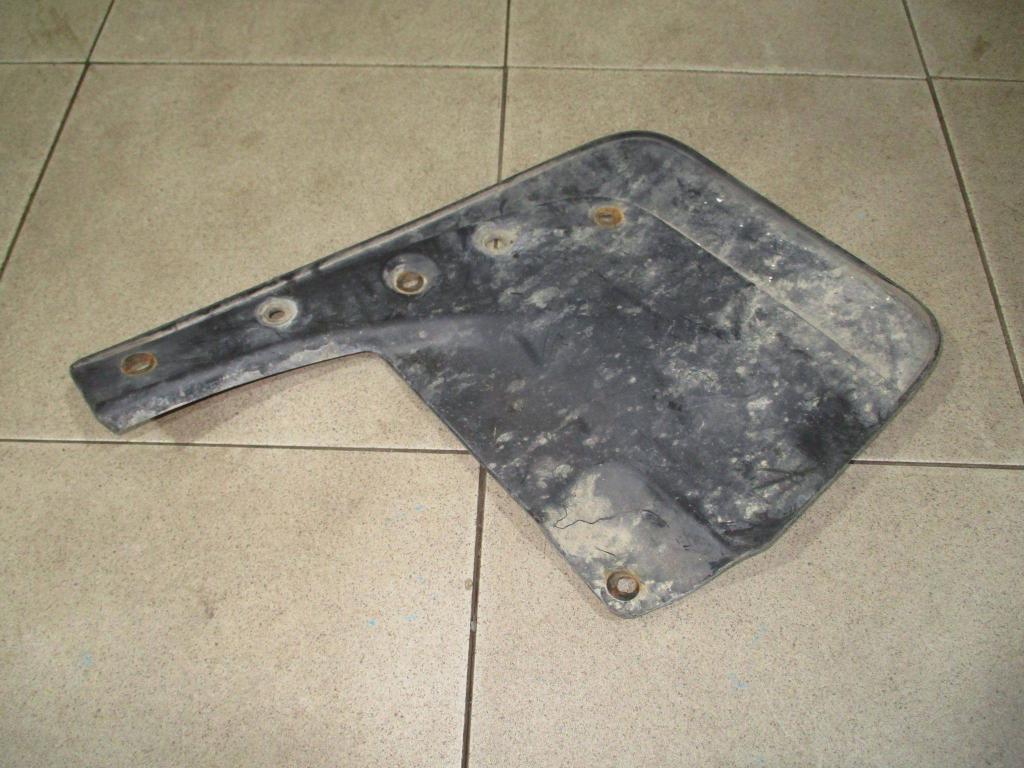 Брызговик передний левый, 1500 рублей, Пермь