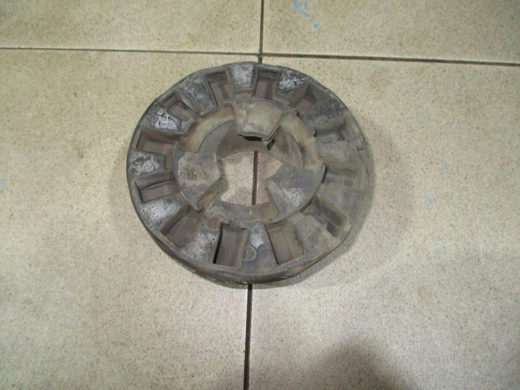 Опора задней пружины верхняя, 500 рублей, Пермь