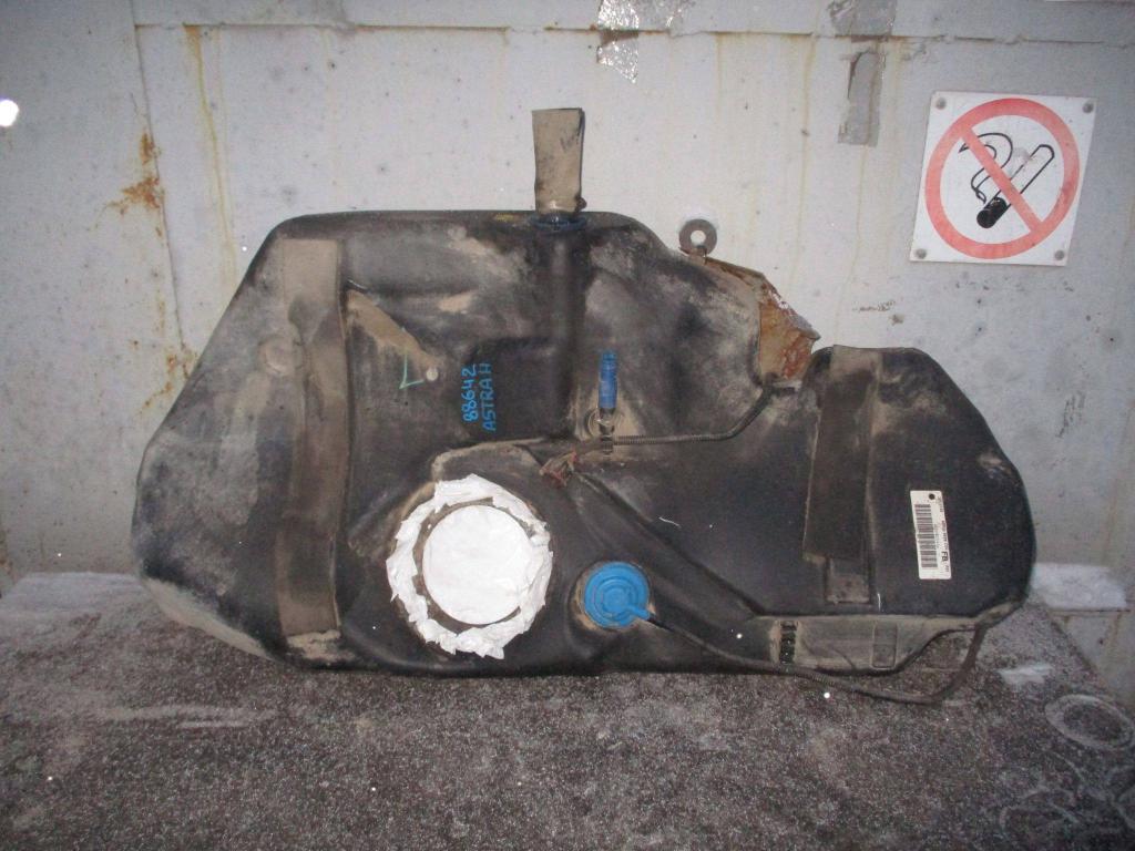 Бак топливный, 2000 рублей, Пермь