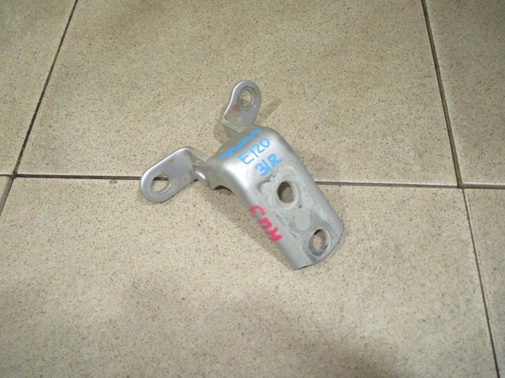 Петля двери задней правой нижняя, 500 рублей, Пермь