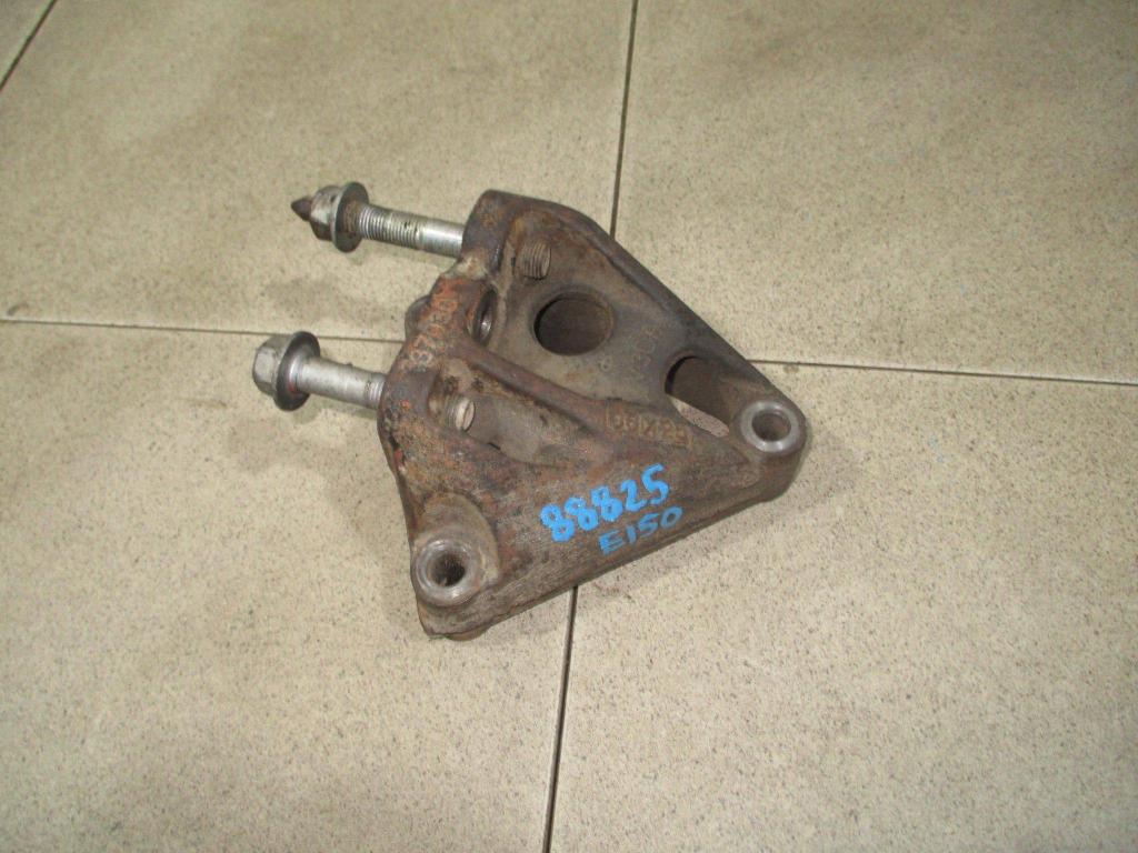 Кронштейн двигателя правый, 700 рублей, Пермь