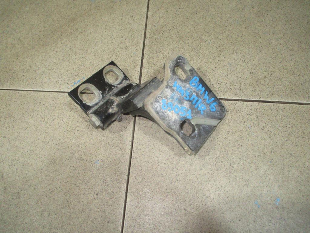 Петля двери передней правой нижняя, 500 рублей, Пермь