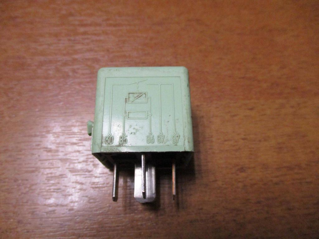 Реле топливного насоса, 500 рублей, Пермь