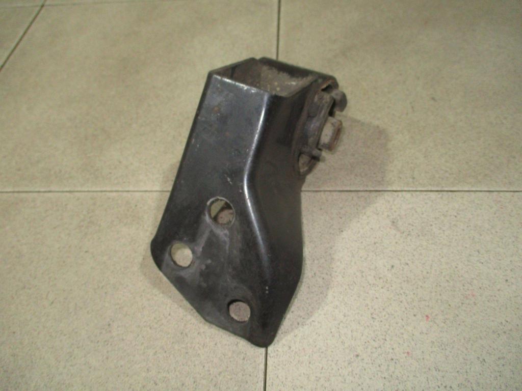 Опора КПП левая, 1000 рублей, Пермь