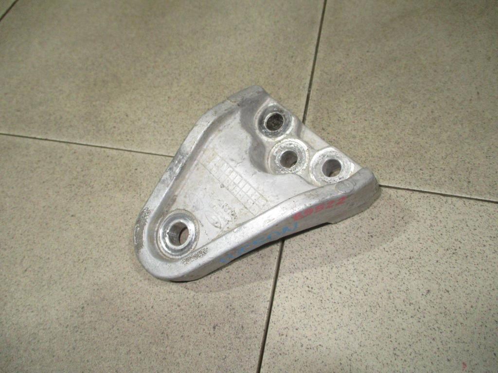 Кронштейн двигателя правый, 500 рублей, Пермь