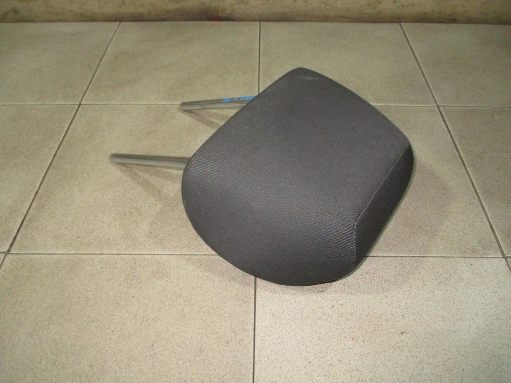 Подголовник сиденья, 2000 рублей, Пермь