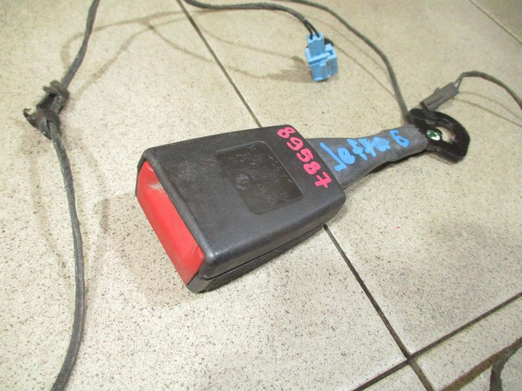 Ответная часть ремня безопасности, 1500 рублей, Пермь