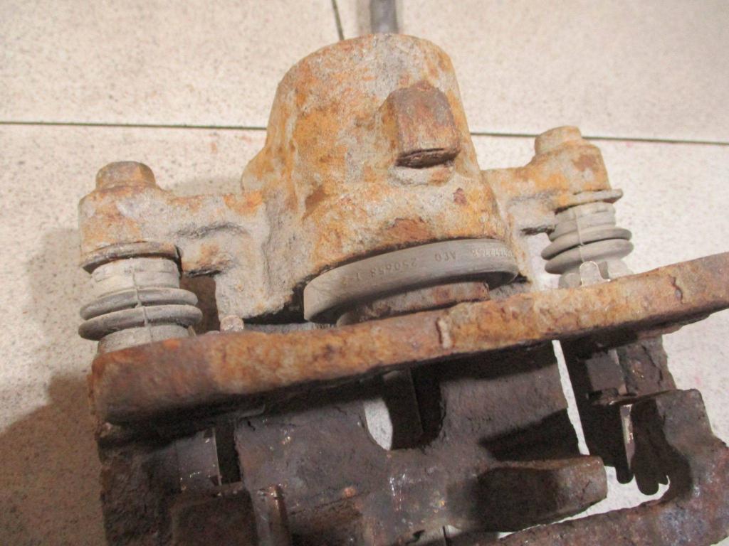 Суппорт задний левый, 2000 рублей, Пермь