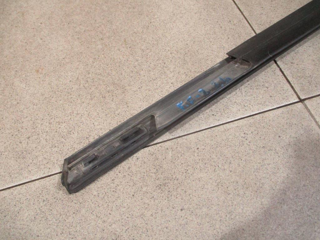 Накладка стекла заднего левого, 1000 рублей, Пермь