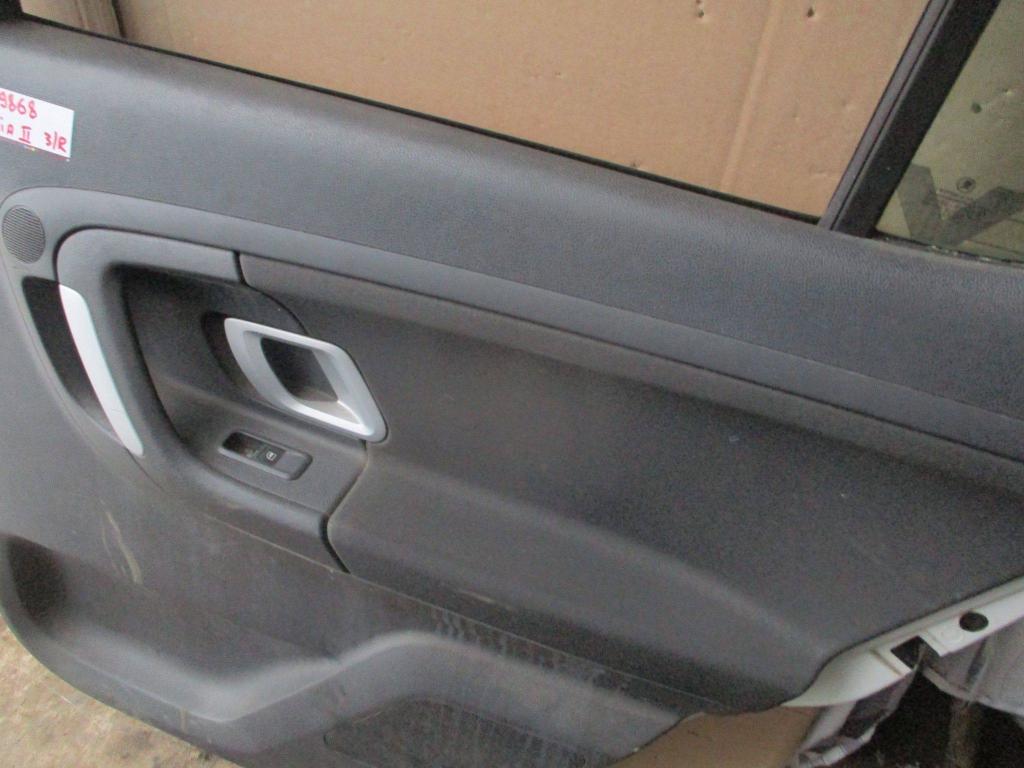 Обшивка двери задней правой, 1000 рублей, Пермь