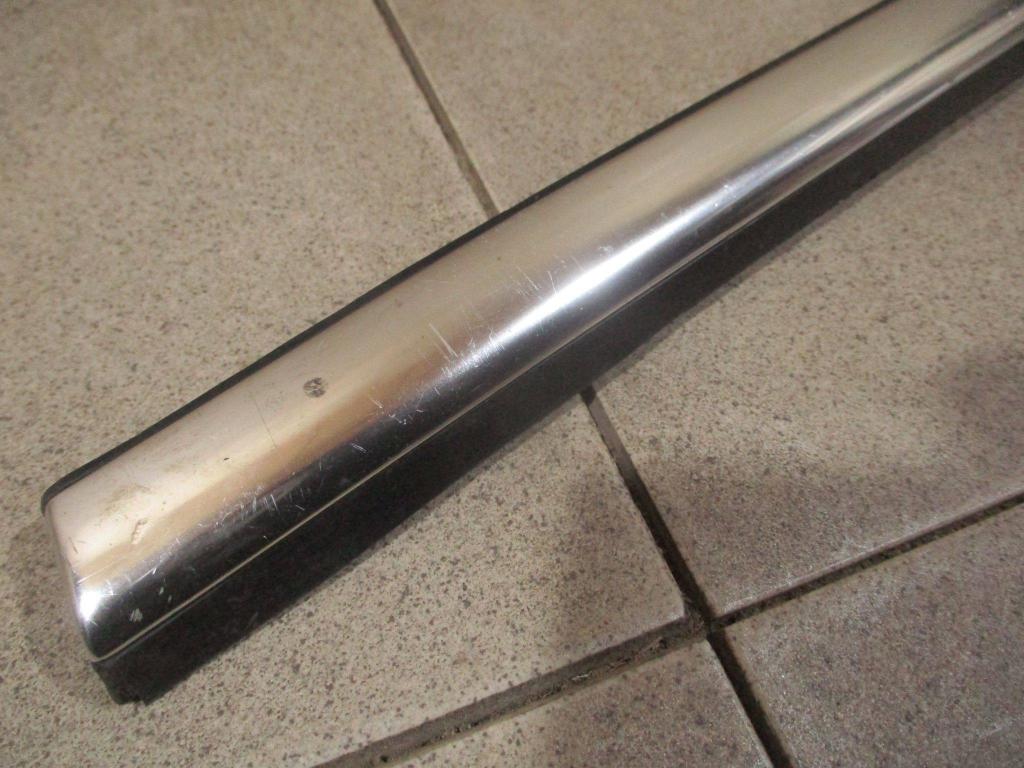 Накладка стекла переднего левого, 1000 рублей, Пермь