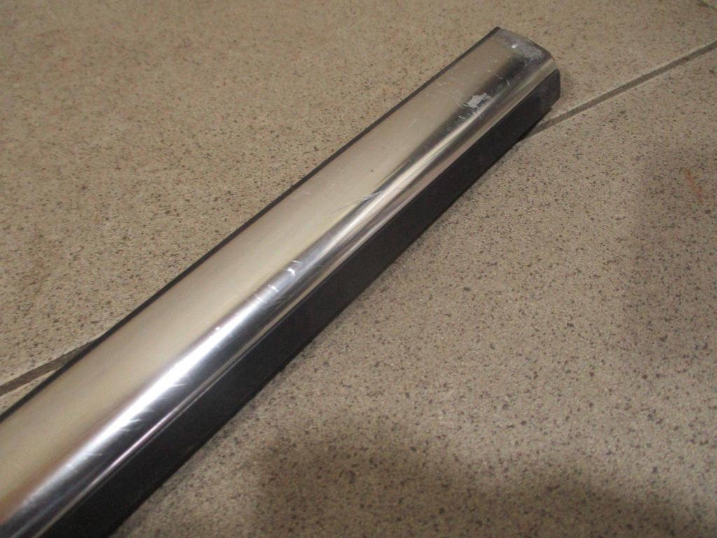 Накладка стекла переднего левого, 1000 рублей, Пермь