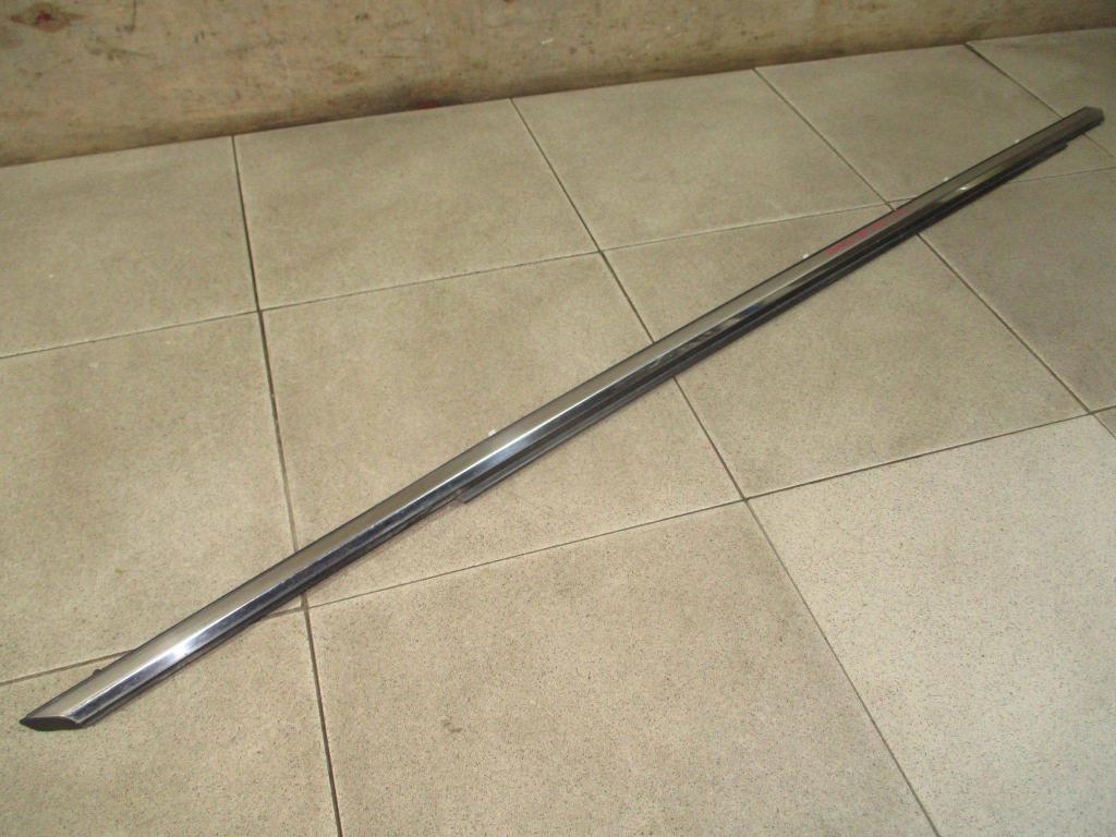 Накладка стекла переднего правого, 1000 рублей, Пермь