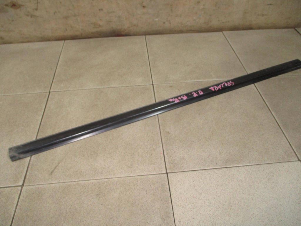 Накладка стекла переднего правого, 800 рублей, Пермь