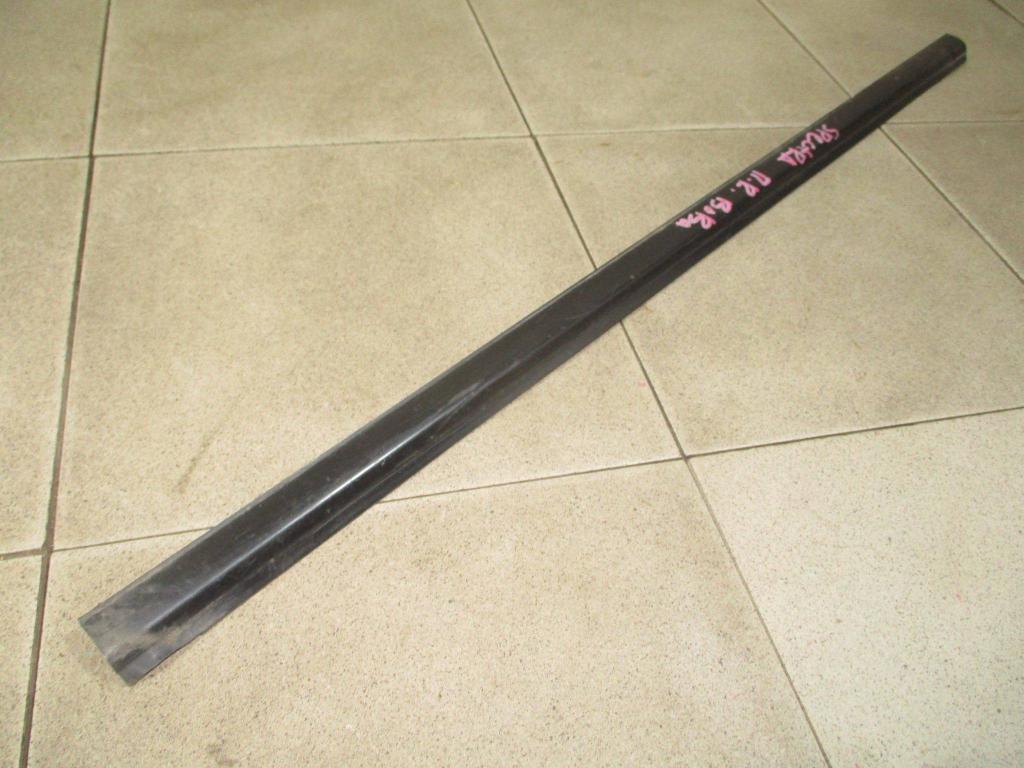 Накладка стекла переднего правого, 800 рублей, Пермь