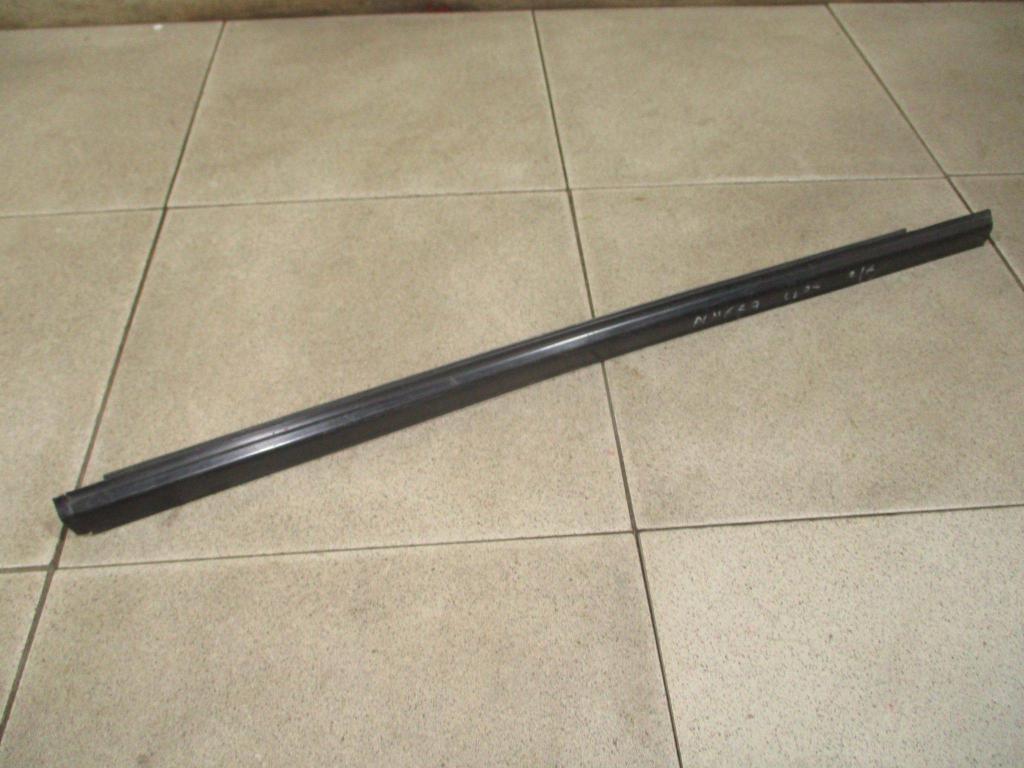 Накладка стекла заднего правого, 500 рублей, Пермь