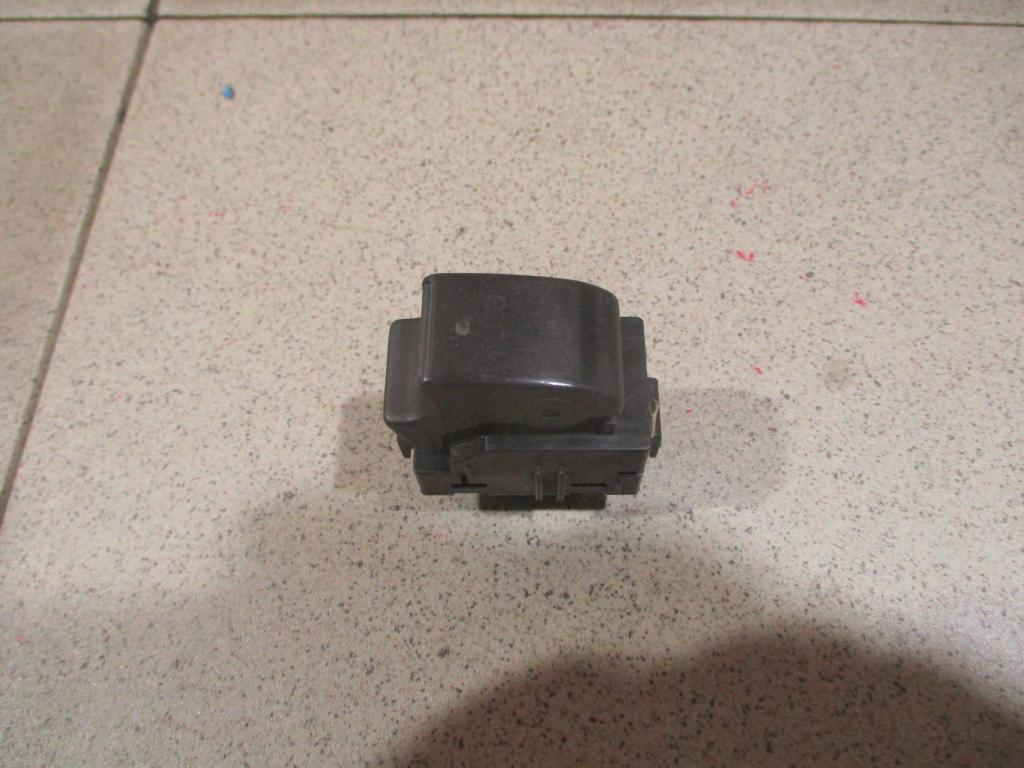 Кнопка стеклоподъемника, 500 рублей, Пермь