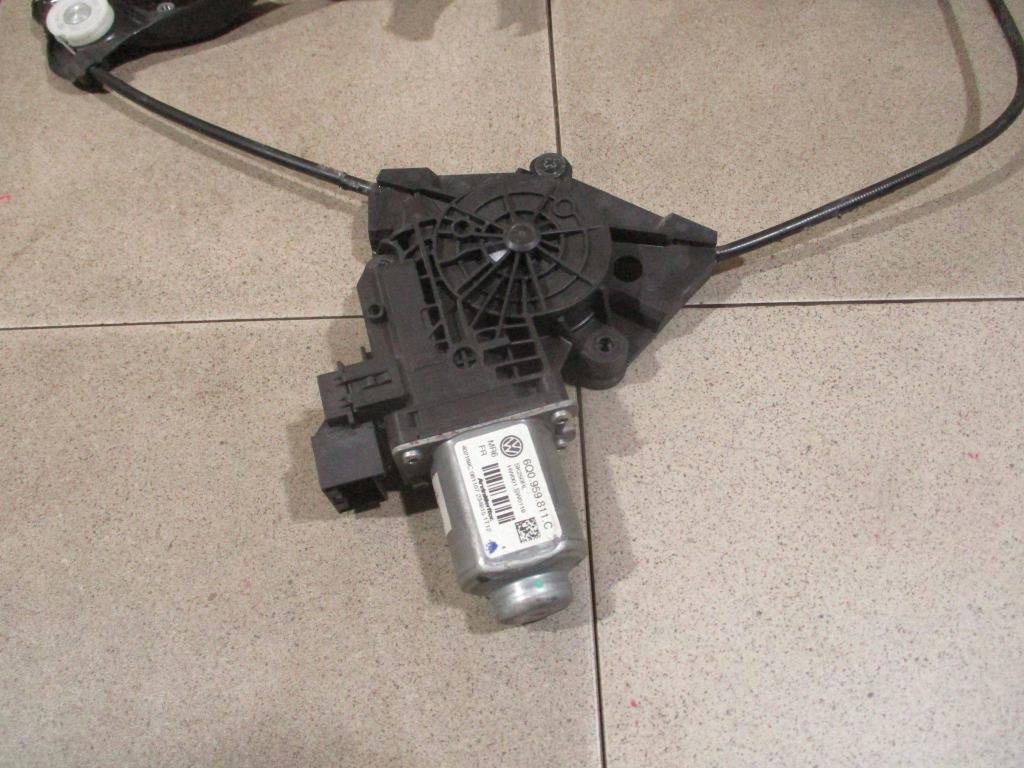 Стеклоподъемник задний левый, 1000 рублей, Пермь