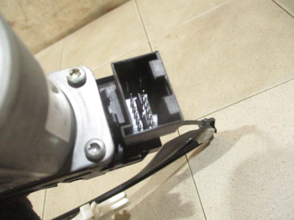 Стеклоподъемник задний левый, 1000 рублей, Пермь