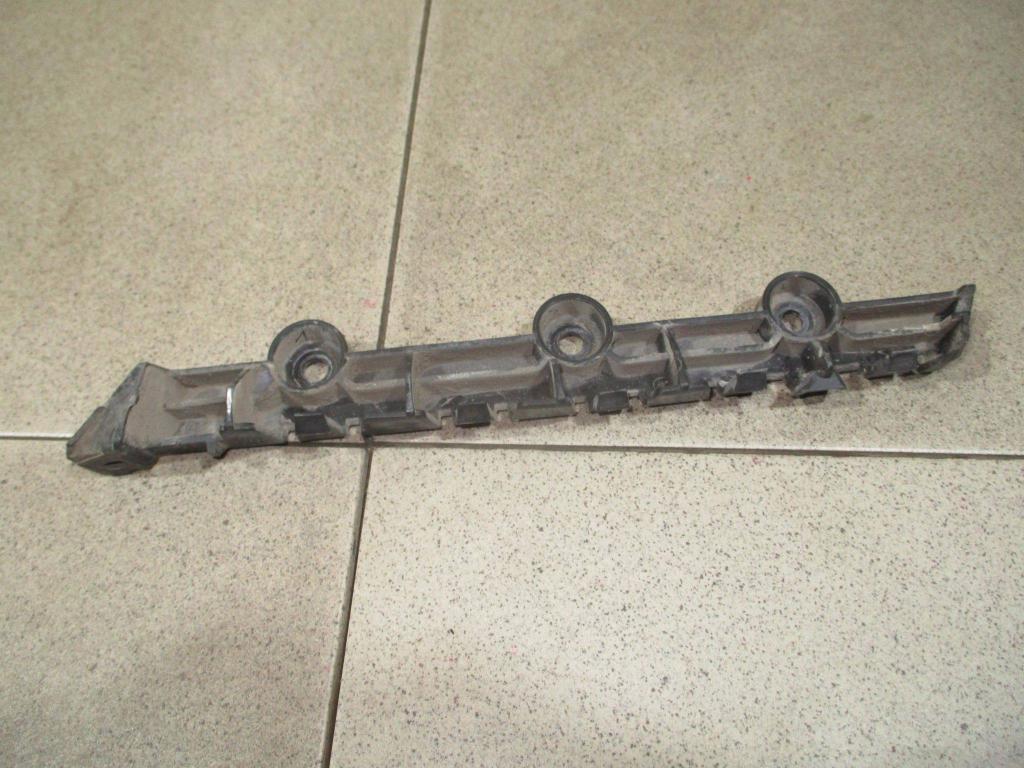 Кронштейн заднего бампера правый, 500 рублей, Пермь