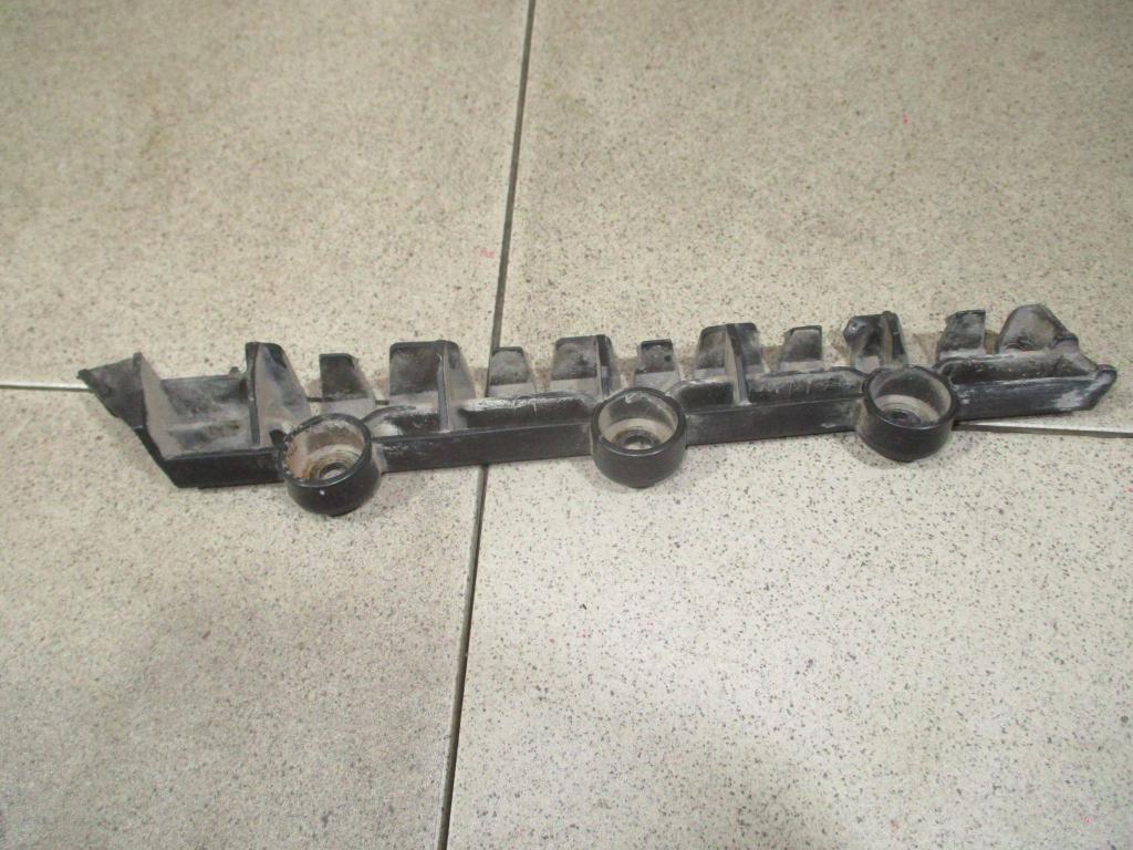 Кронштейн заднего бампера левый, 500 рублей, Пермь