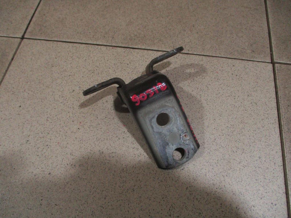 Петля двери задней левой нижняя, 500 рублей, Пермь