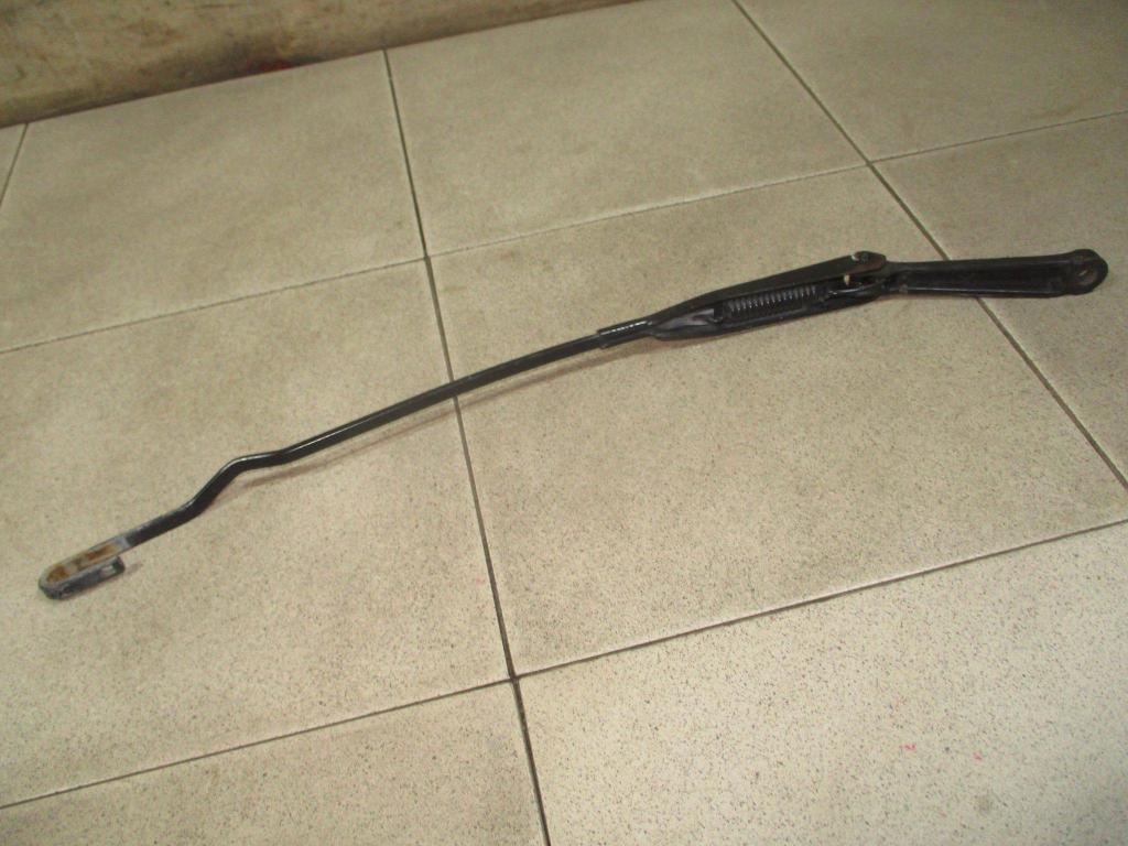 Поводок стеклоочистителя передний правый, 1000 рублей, Пермь