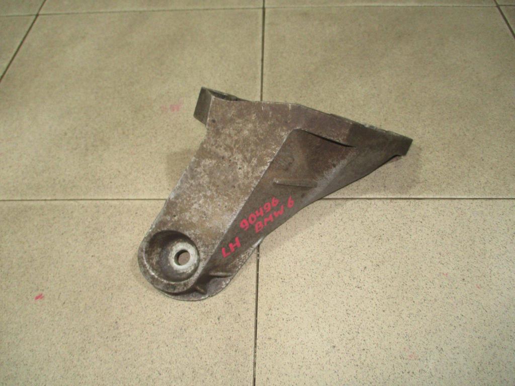 Кронштейн двигателя левый, 1000 рублей, Пермь