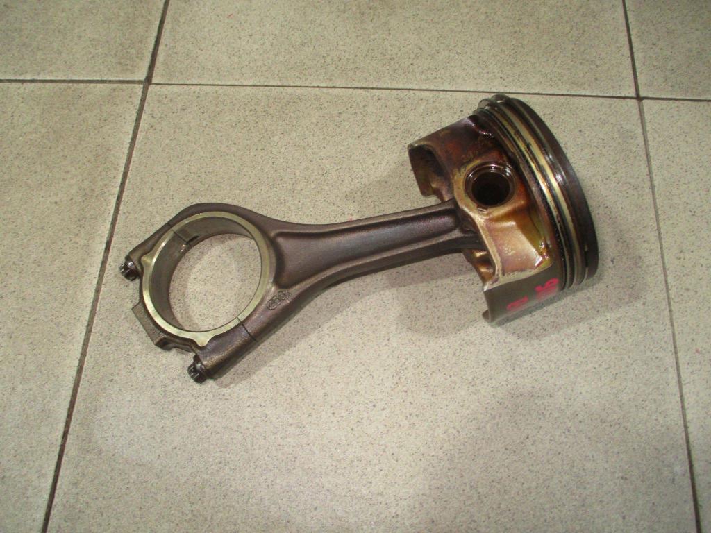 Поршень с шатуном, 3500 рублей, Пермь