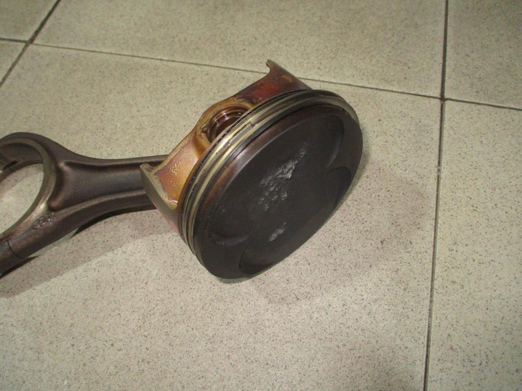 Поршень с шатуном, 3500 рублей, Пермь